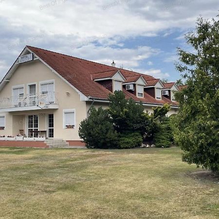 Motel Hummel Per Eksteriør billede